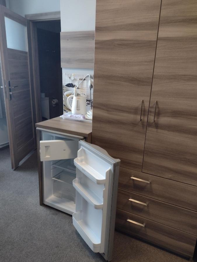 Hostel Helios Września Exteriér fotografie