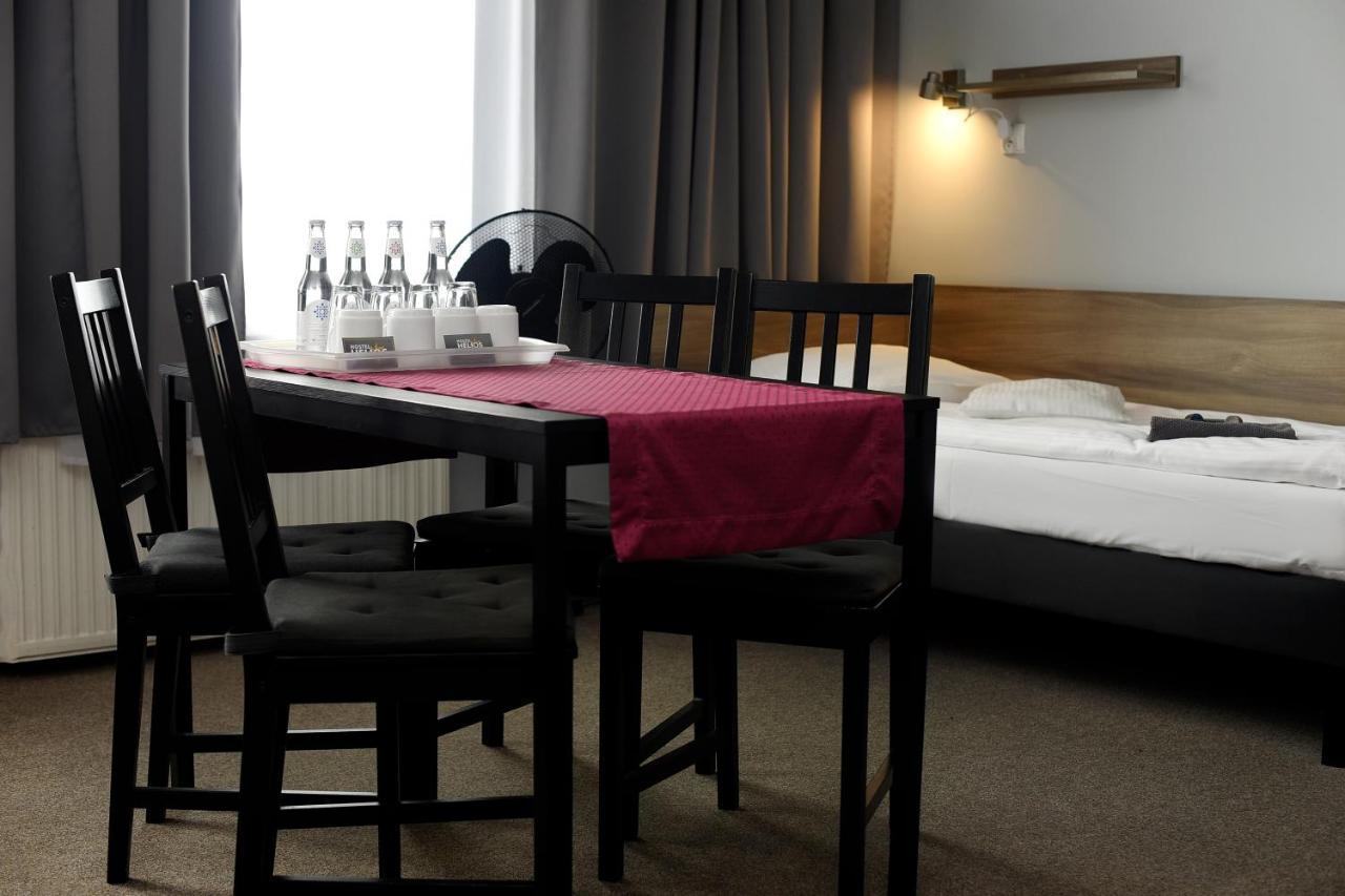 Hostel Helios Września Exteriér fotografie