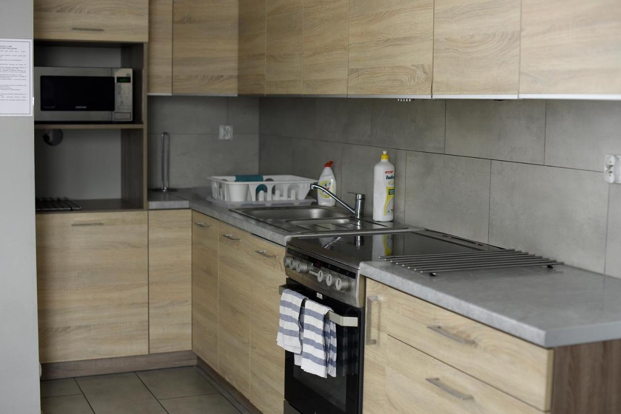Hostel Helios Września Exteriér fotografie