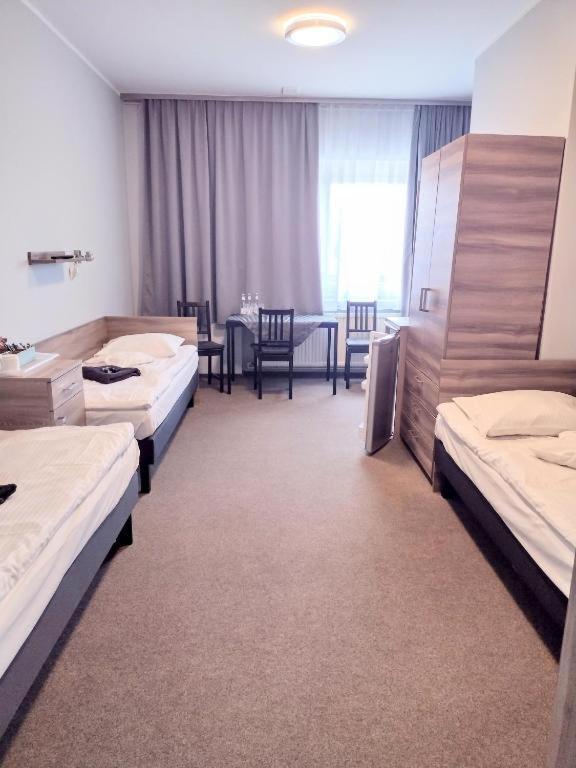 Hostel Helios Września Exteriér fotografie